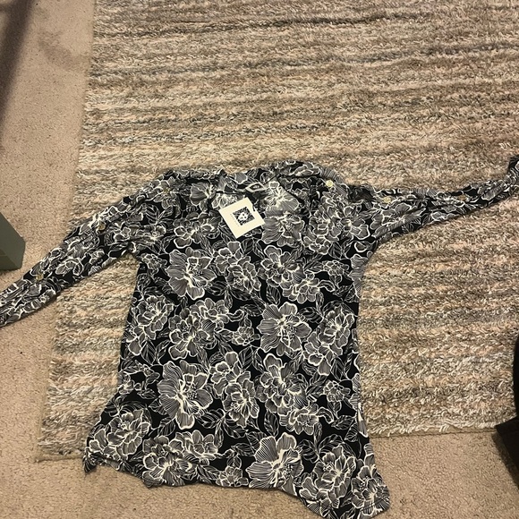 Tops - Anne Klein Blouse